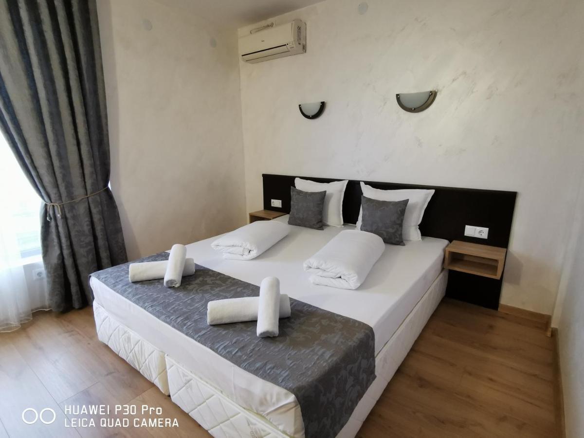 Hotel Swiss Shumen Luaran gambar