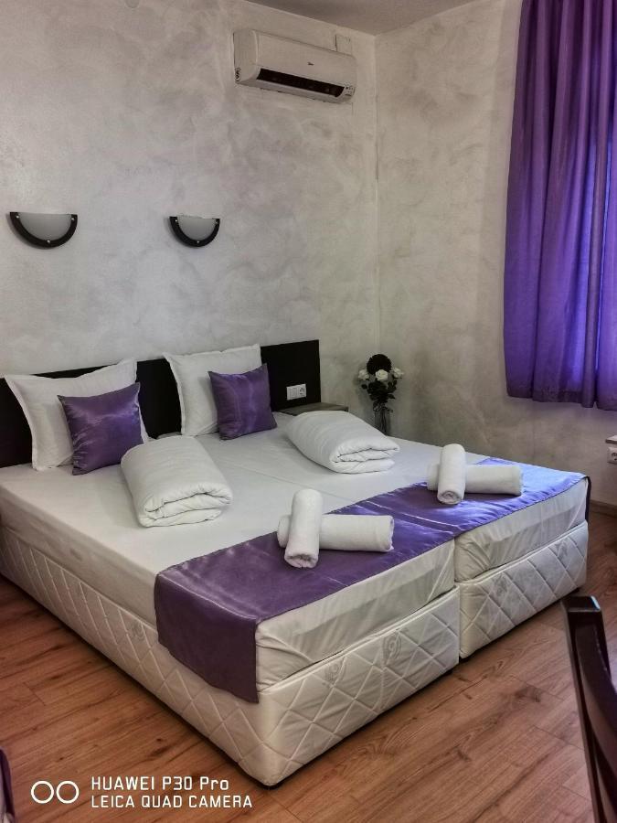Hotel Swiss Shumen Luaran gambar