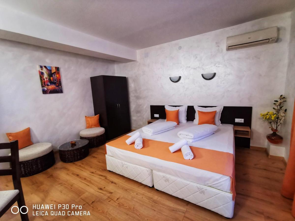 Hotel Swiss Shumen Luaran gambar