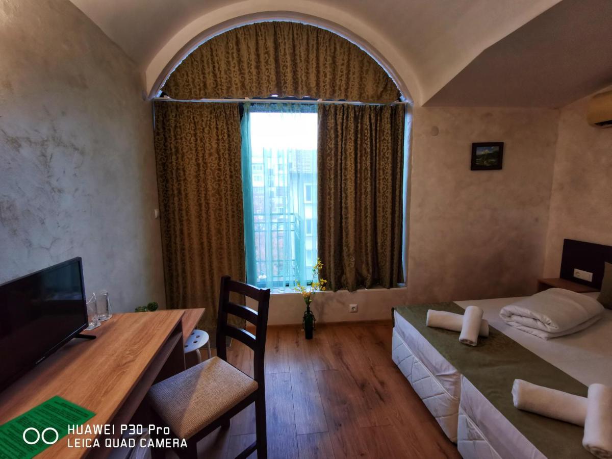 Hotel Swiss Shumen Luaran gambar