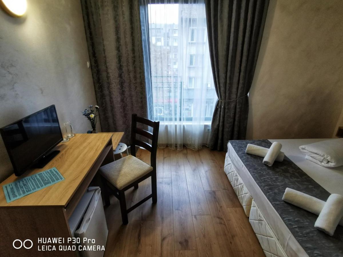 Hotel Swiss Shumen Luaran gambar