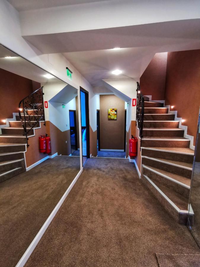 Hotel Swiss Shumen Luaran gambar
