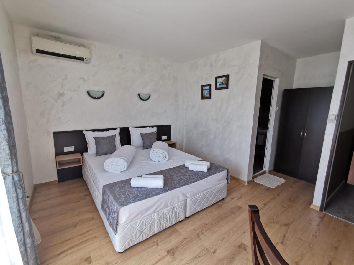 Hotel Swiss Shumen Luaran gambar